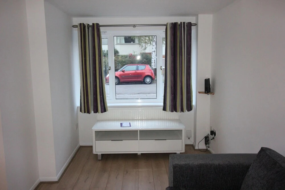 Cherry Hinton Rooms (SnooozzZ)