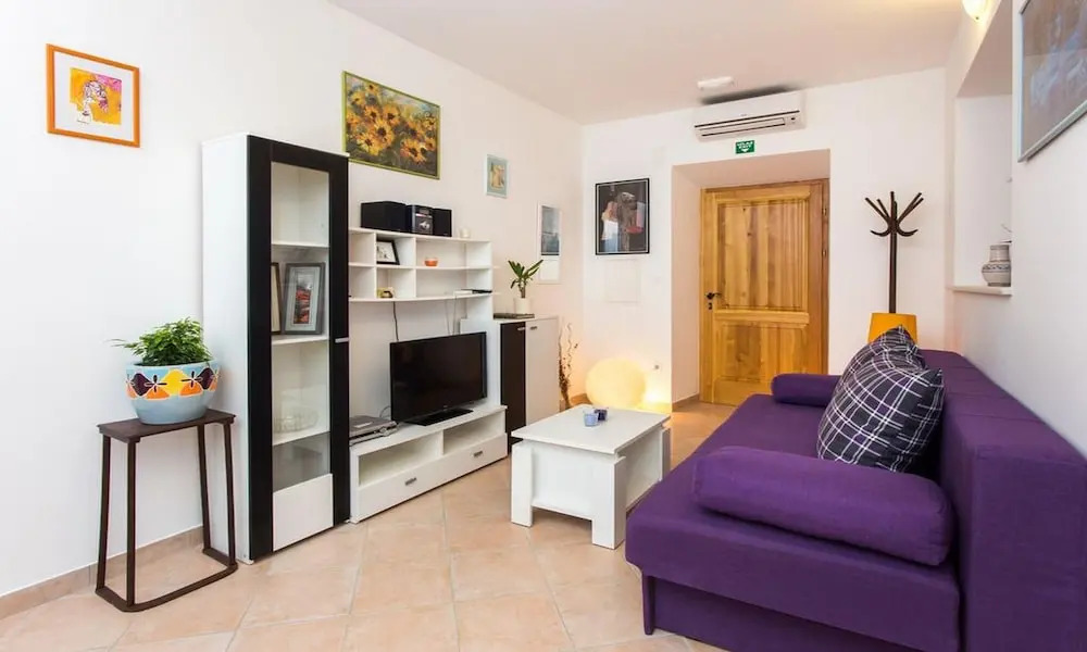 Nila's Place
