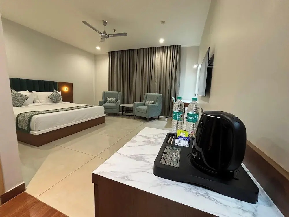 Hotel The Crown Inn Jhunjhunu