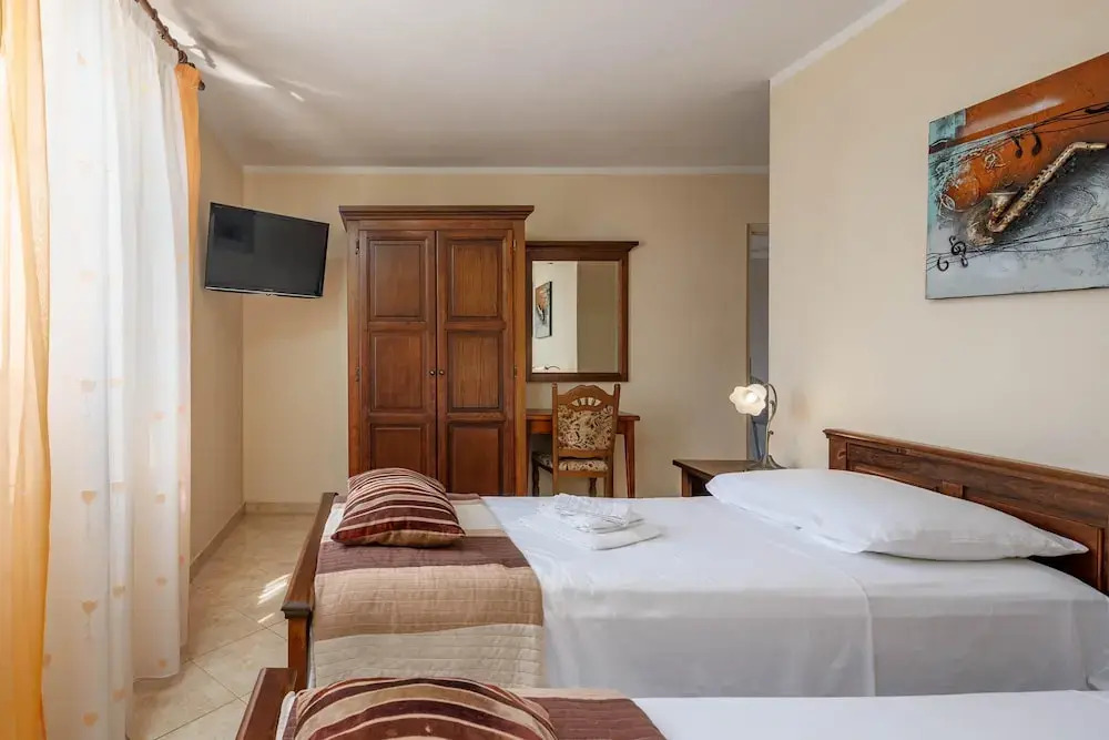 Pool Villa Divina