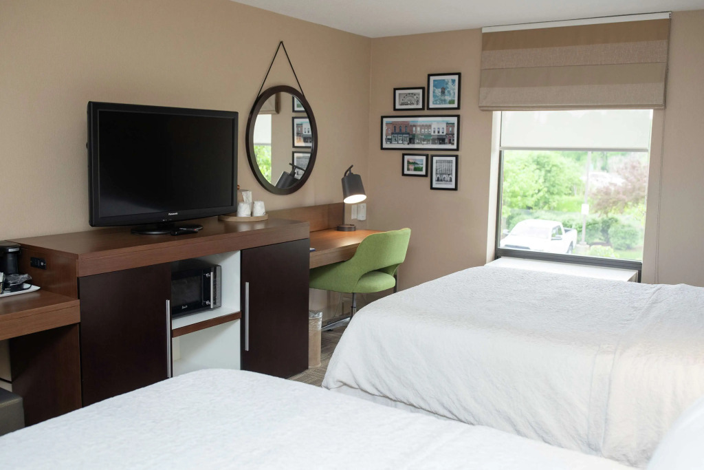 Hampton Inn Commerce/Novi