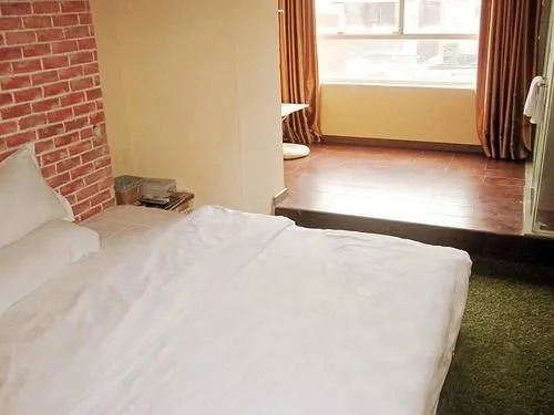 Sam Hotel