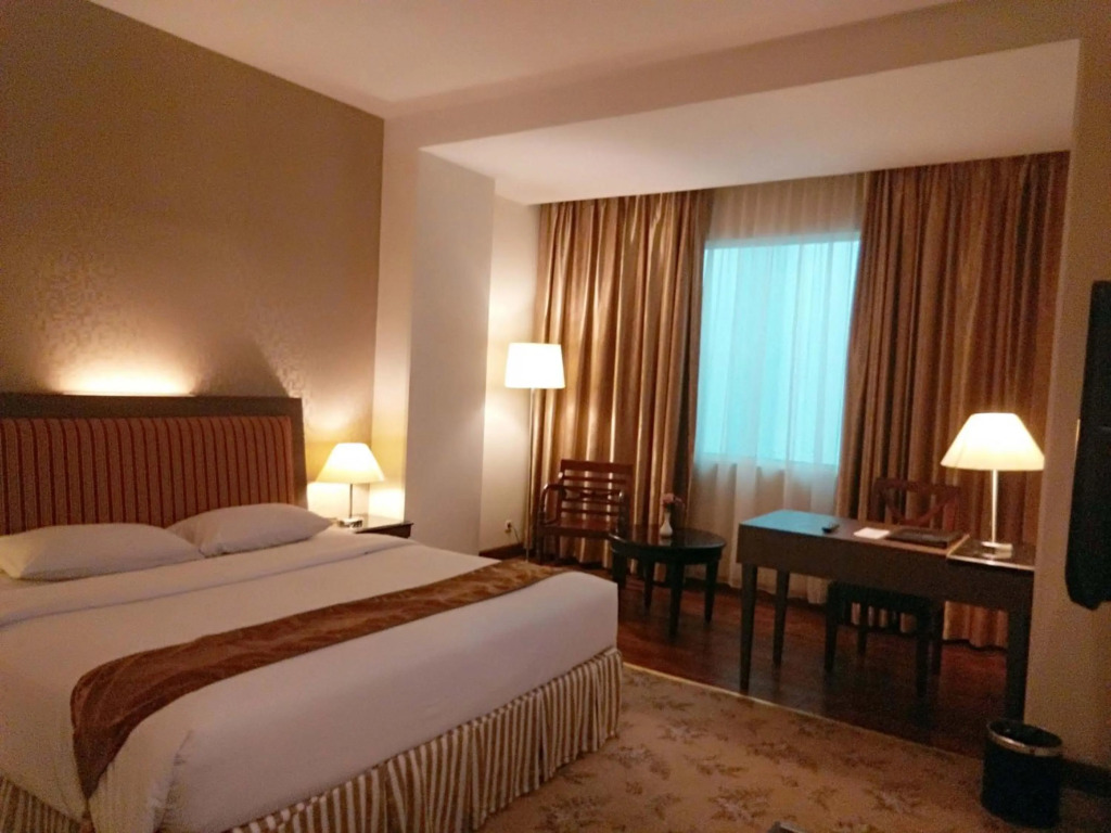 Rocky Plaza Hotel Padang