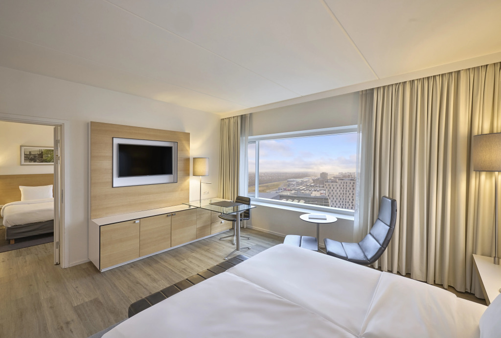 Crowne Plaza Copenhagen Towers by IHG