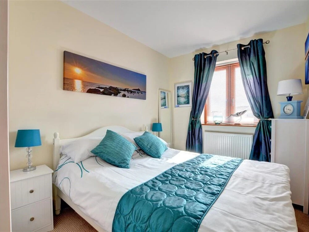 Modern Holiday Home in Milford Haven With Balcony
