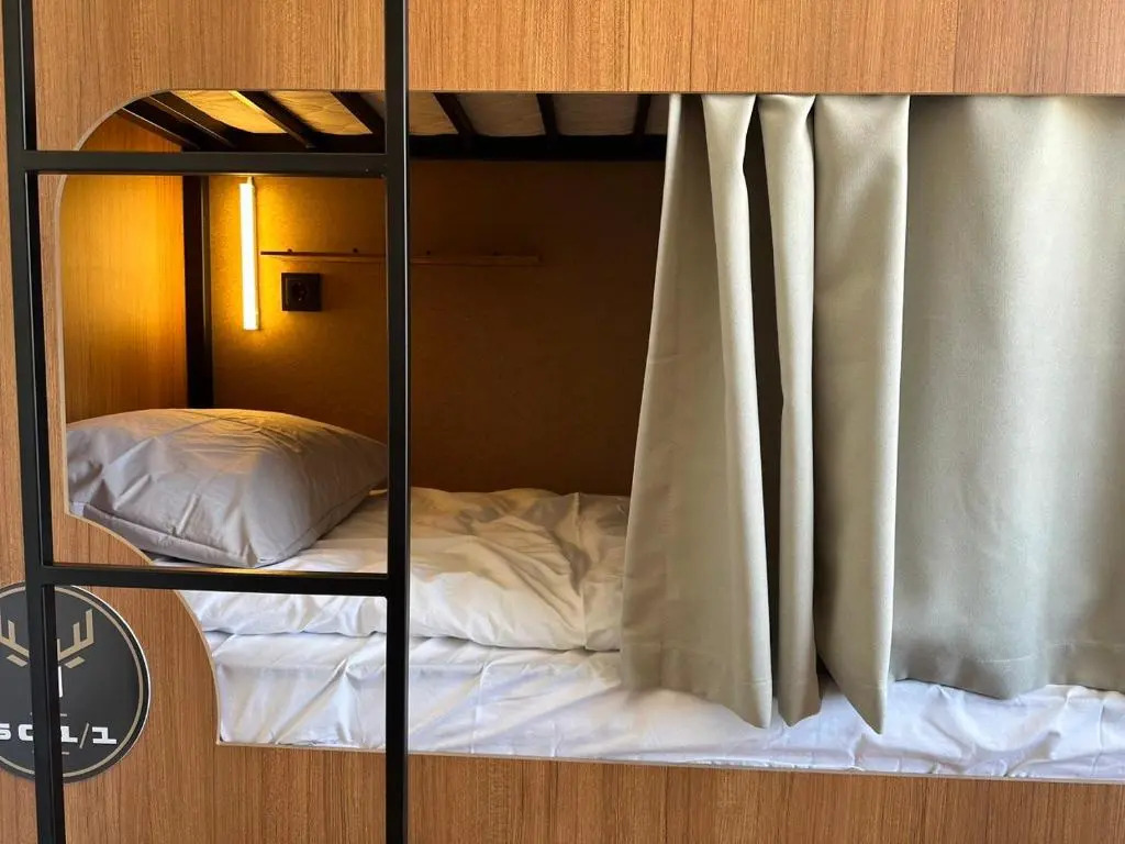 Deer Hotel & Hostel