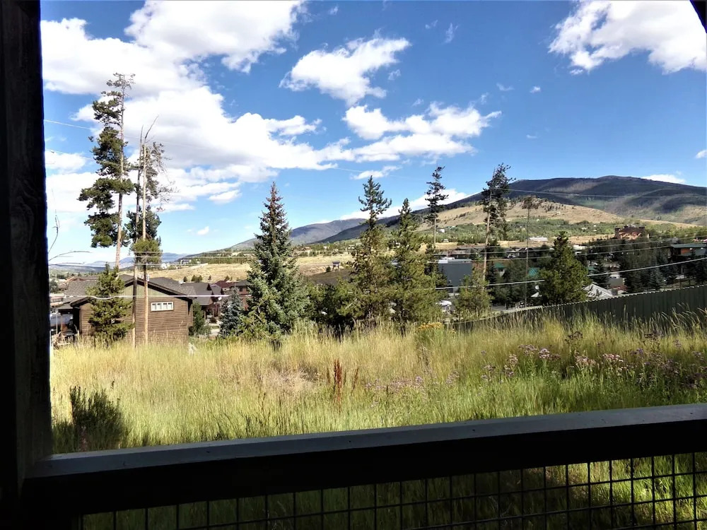 Anemone Townhome 3 Bed 3 Bath