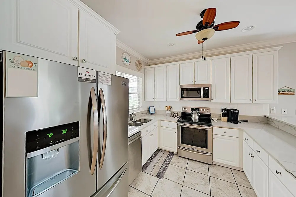 New Listing! Lovely On 18th Hole W/ Golf Cart 3 Bedroom Home