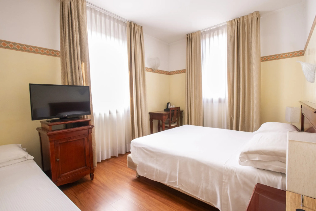 Hotel Russo Palace