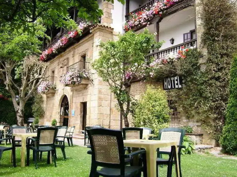 Hotel Anexo Los Infantes
