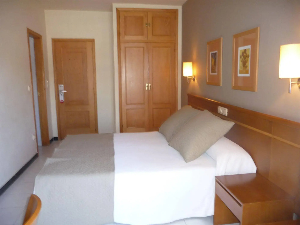 Hotel Atalaya I