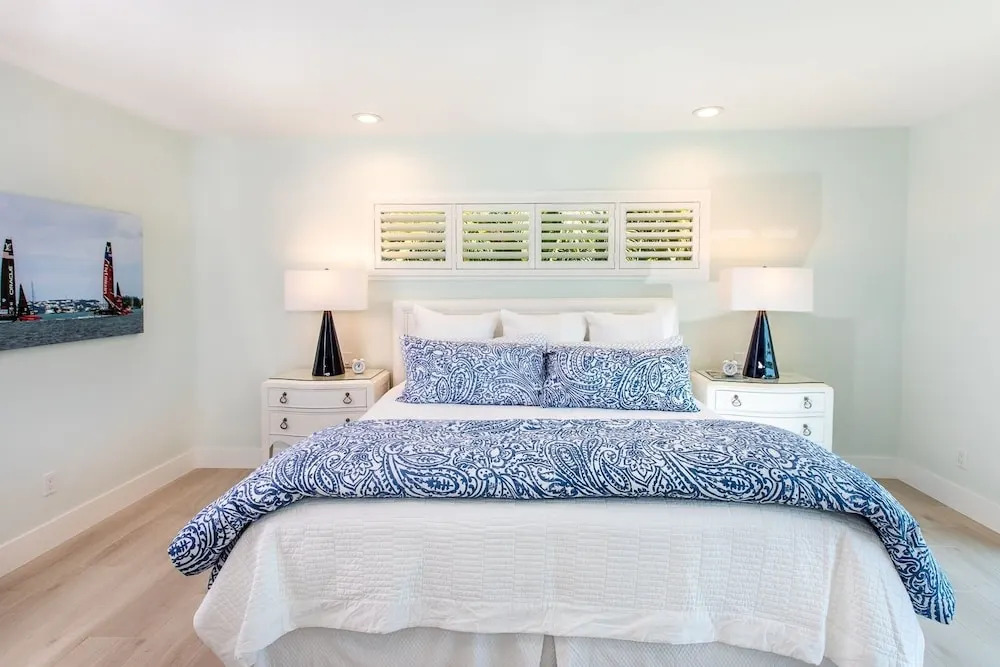 Dolphin Cove - Captiva Private Waterfront Estate 6 Bedroom Home