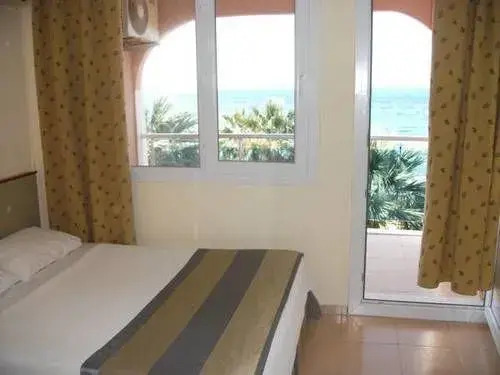 Holiday Otel