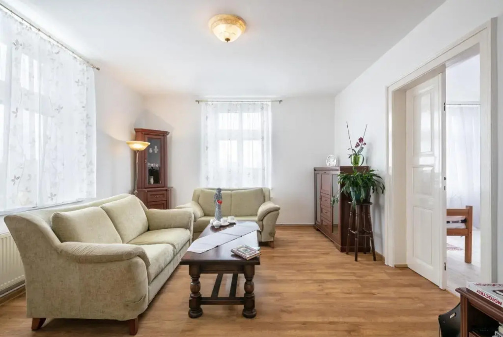 VILA GALA ubytování apartmány v secesní vile soukromé PARKOVÁNÍ u domu ZDARMA