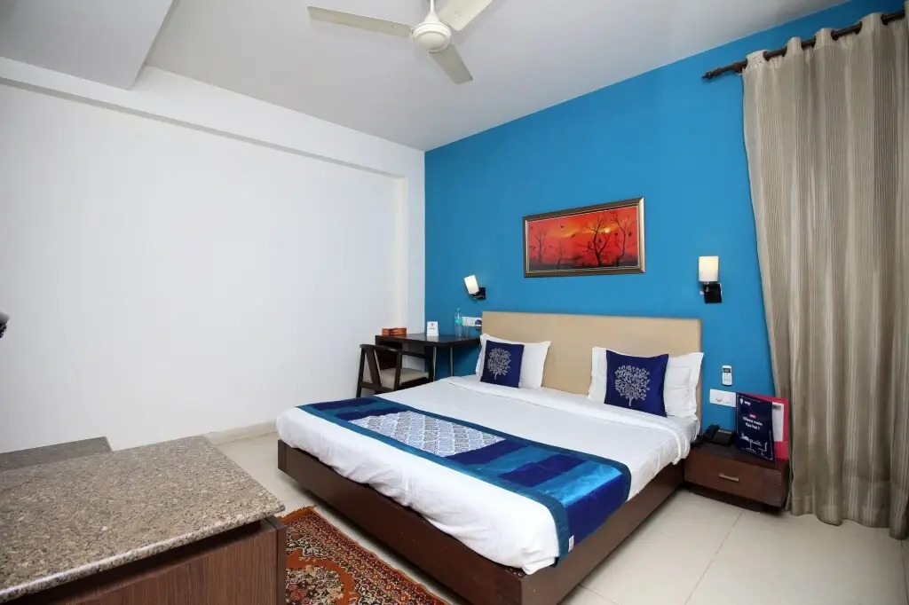 FabHotel Royal Casa