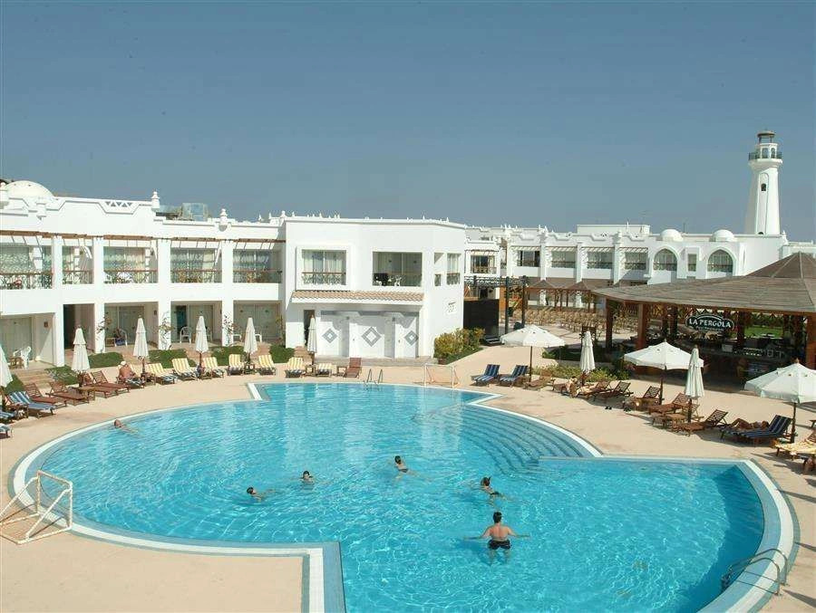 Melia Sinai