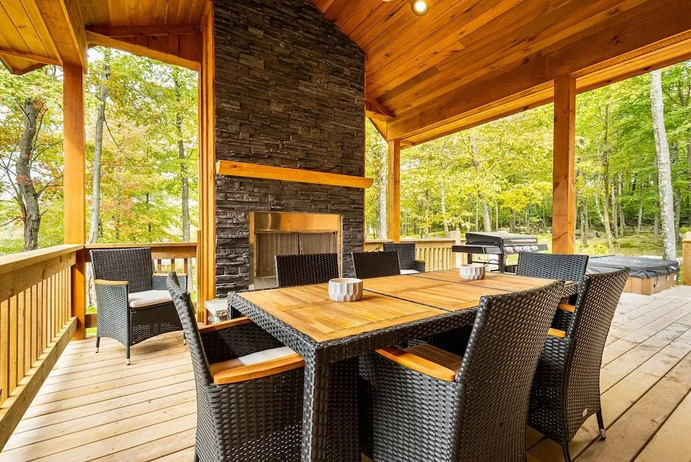Hilltop Hideaway