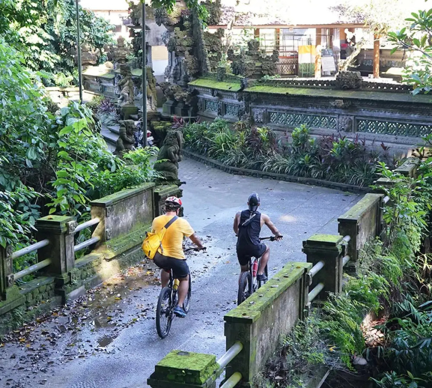 Titik Dua Ubud