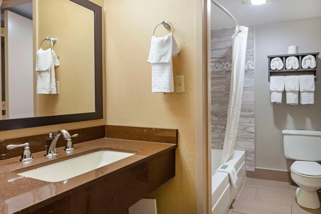 Best Western Summit Inn