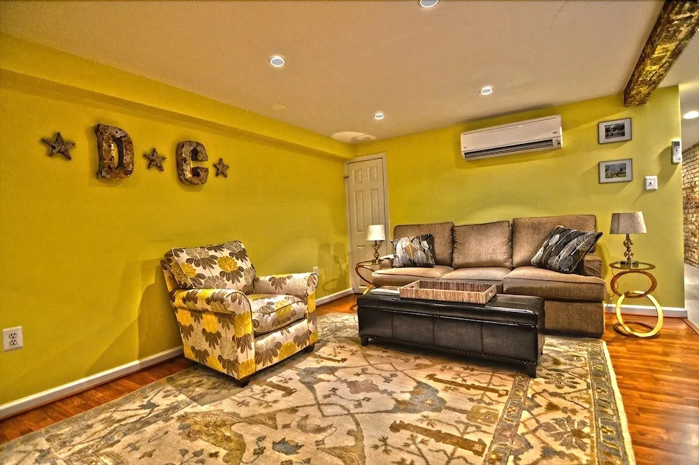 716 Northeast Apartment #1045 - 1 Br Apts