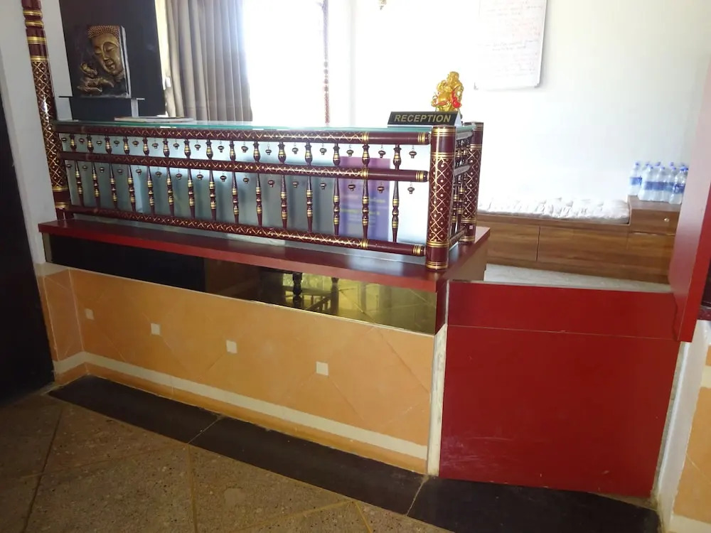 Hotel Kansar Palace