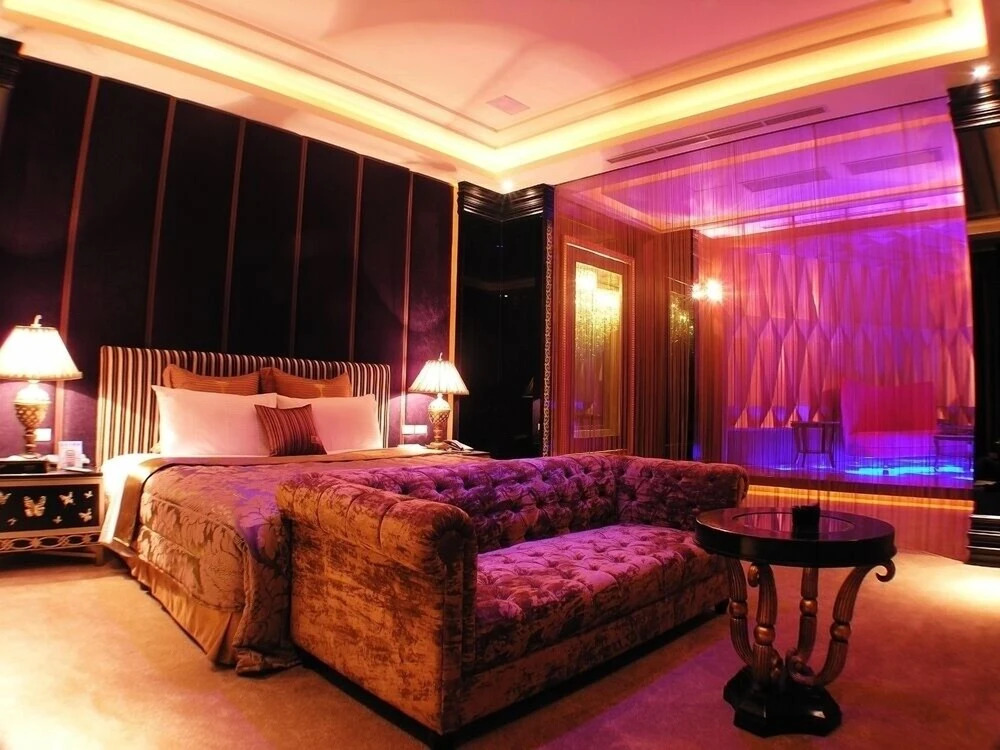 Mos Motel