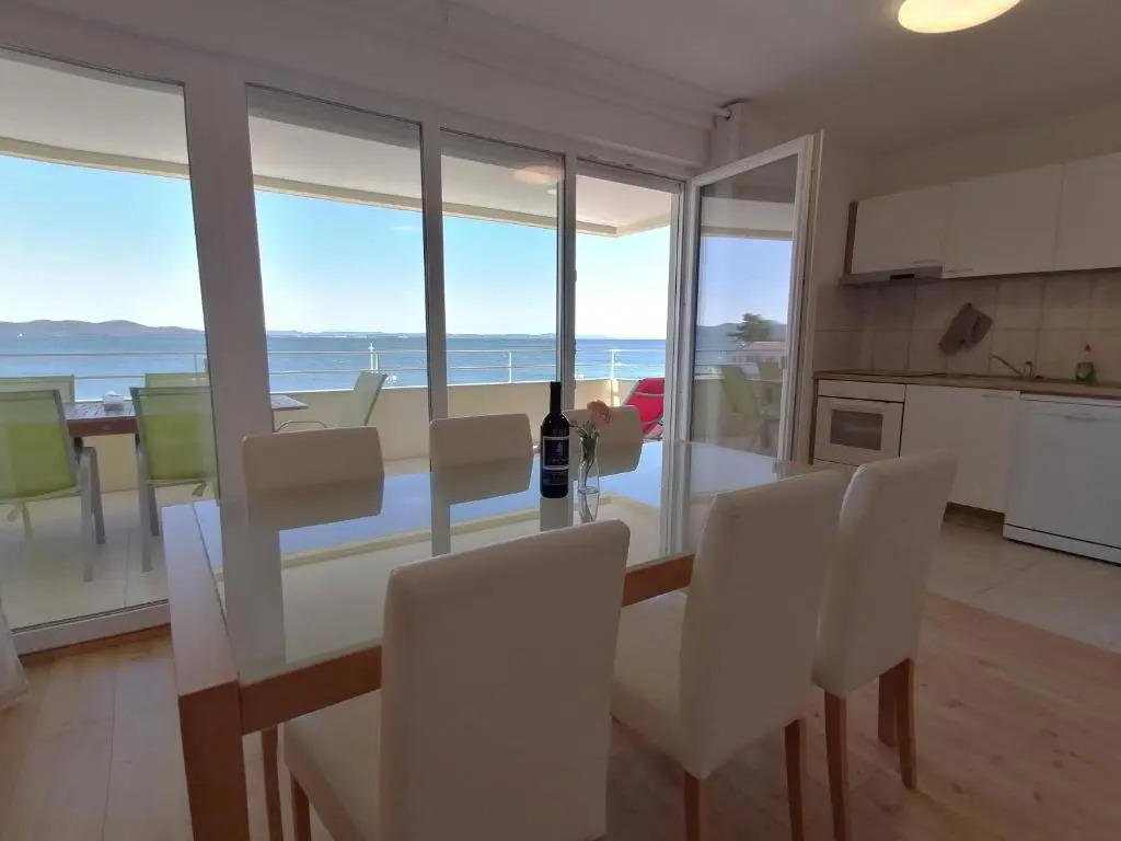 Apartments Villa Ema