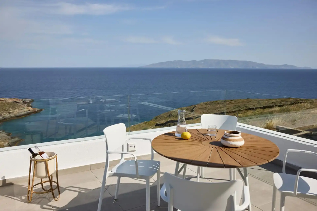Ianemi Suites by K4 Kythnos