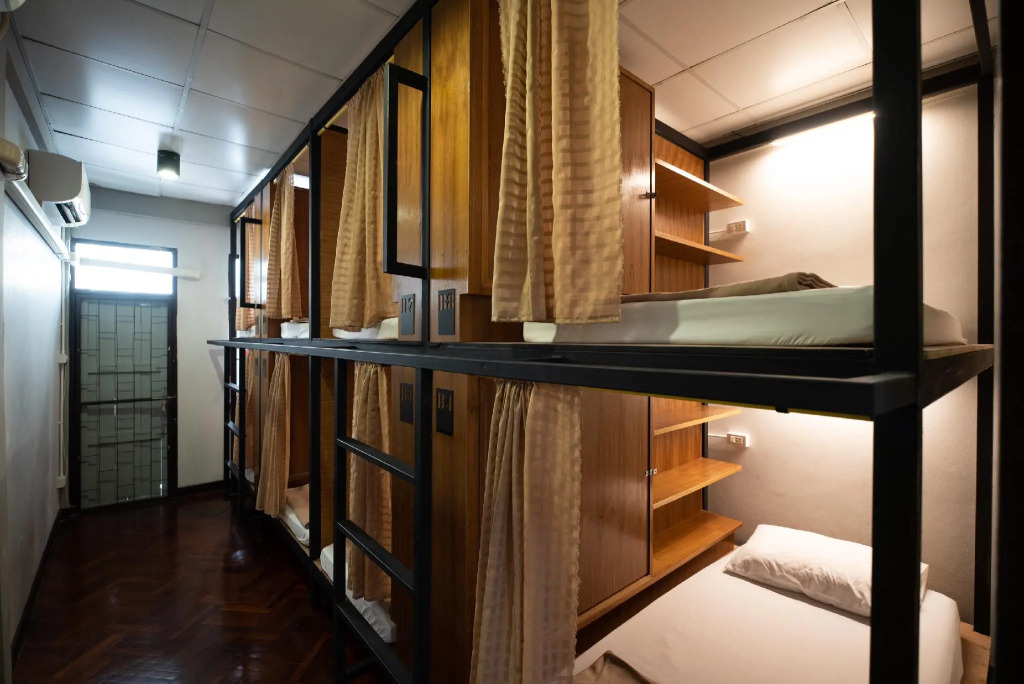 OYO 612 Hansa Hostel