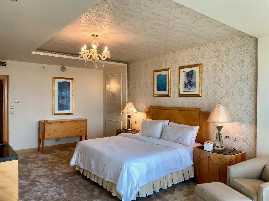 Chez Haytham At Four Seasons Nile Plaza Residential Suite