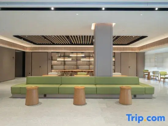 JI Hotel (North Gate of Xijindu Scenic Area, Zhenjiang)
