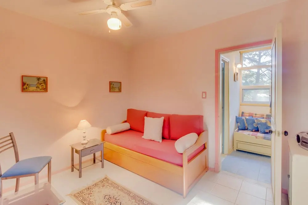 Apart en Barrio Cantegril- Residencial Country