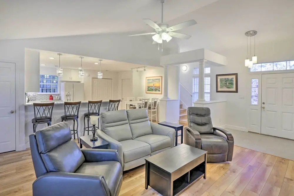 Sassy Tallahassee Home, 5 Mi to Downtown