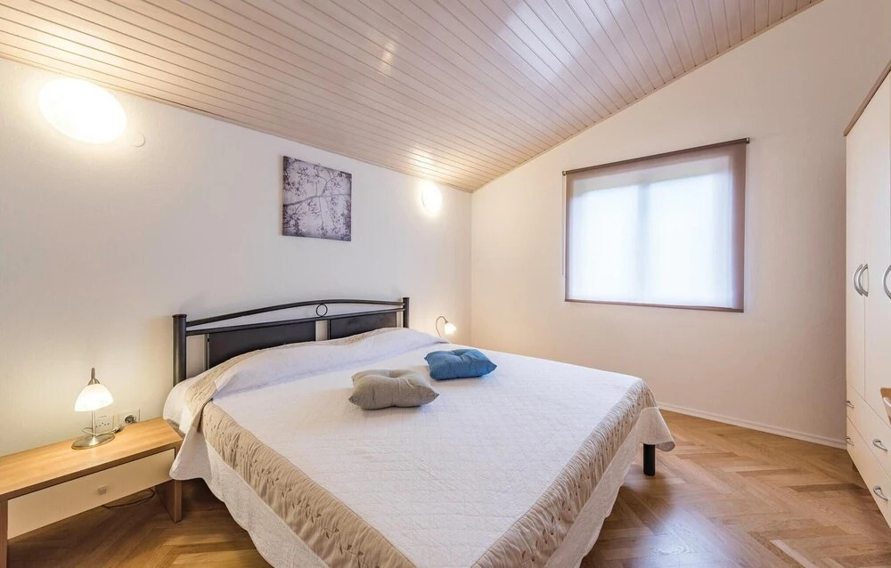 Stunning Home in Porec With Wifi and 3 Bedrooms