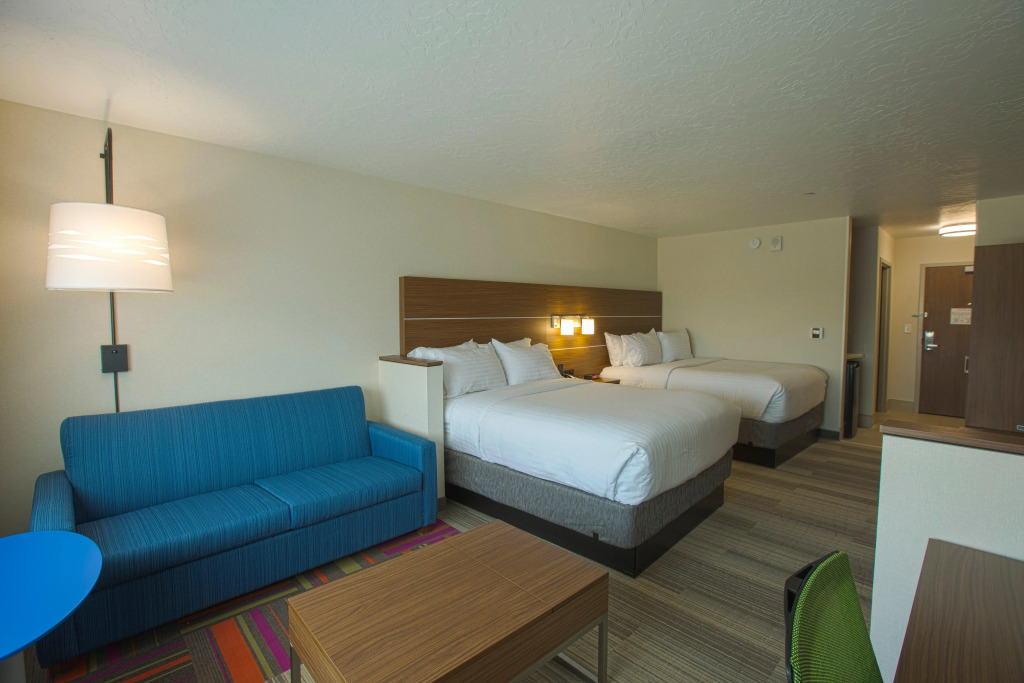 Holiday Inn Express & Suites Boise Airport by IHG