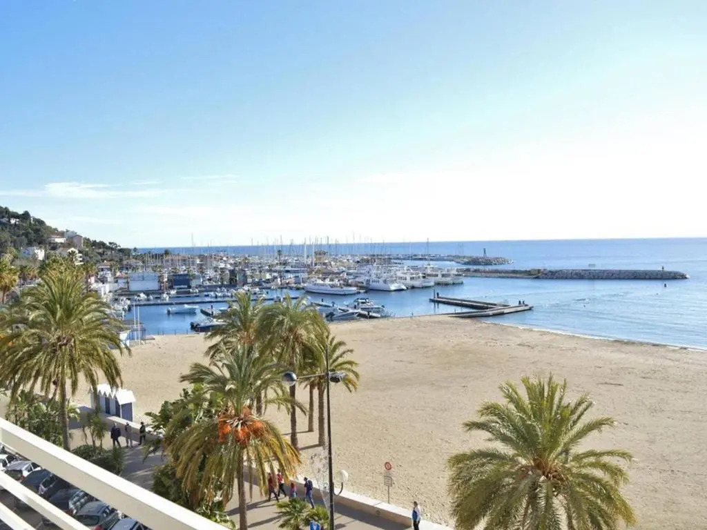 Appartement Le Lavandou, 2 pièces, 4 personnes - FR-1-251-293