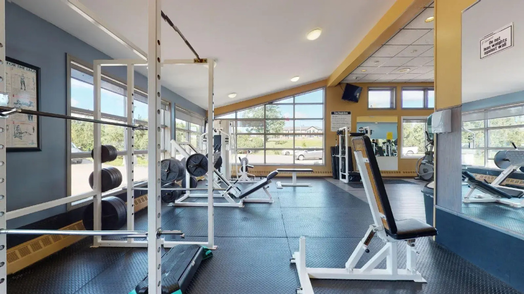 Best Western Plus NorWester Hotel & Conference Centre