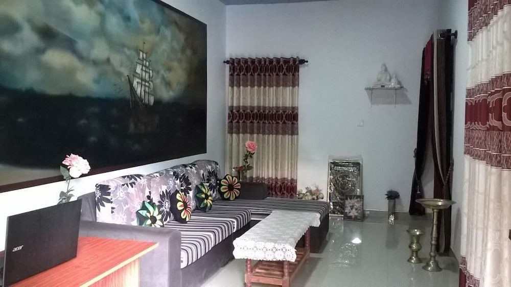 Yathra Mount Inn