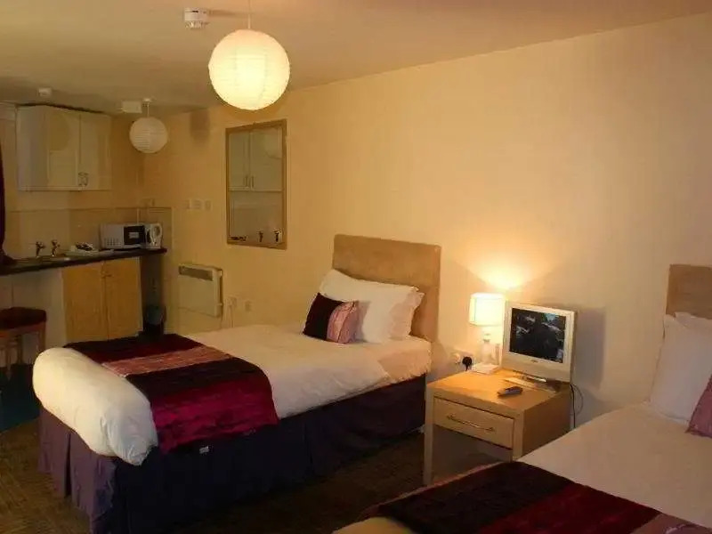 City Express Aparthotel