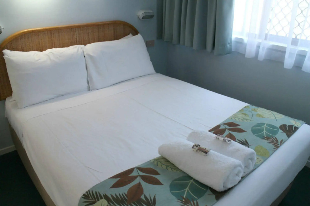 The Sunseeker, Byron Bay