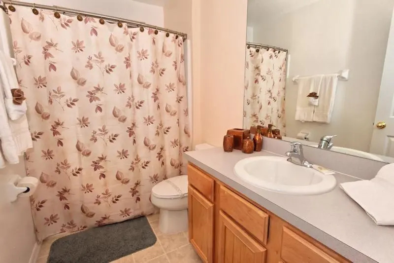 Hotel 1112 Solana Circle 4 Bedrooms, 3 Bathrooms
