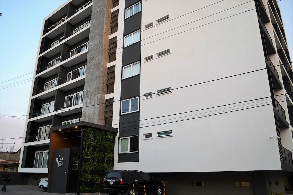 Condo Niza 266 by MDR