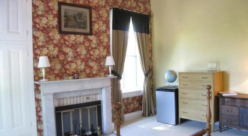 Allegheny Street Bed & Breakfast