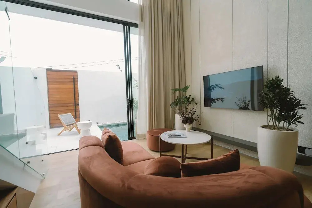 The Oasis II Townhouses by BREIG
