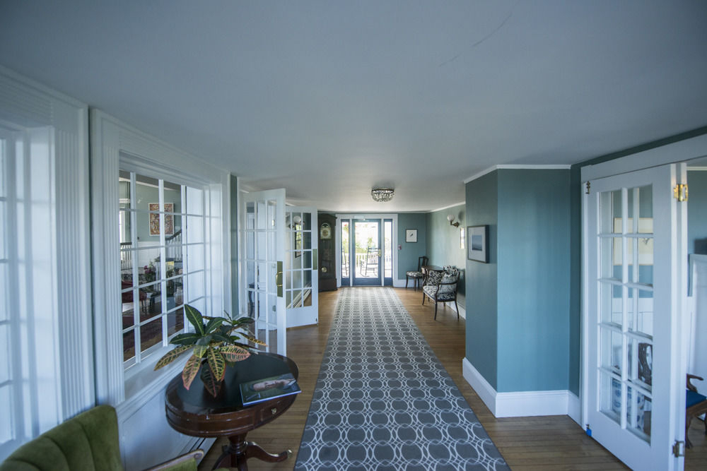 Emerson Inn By The Sea