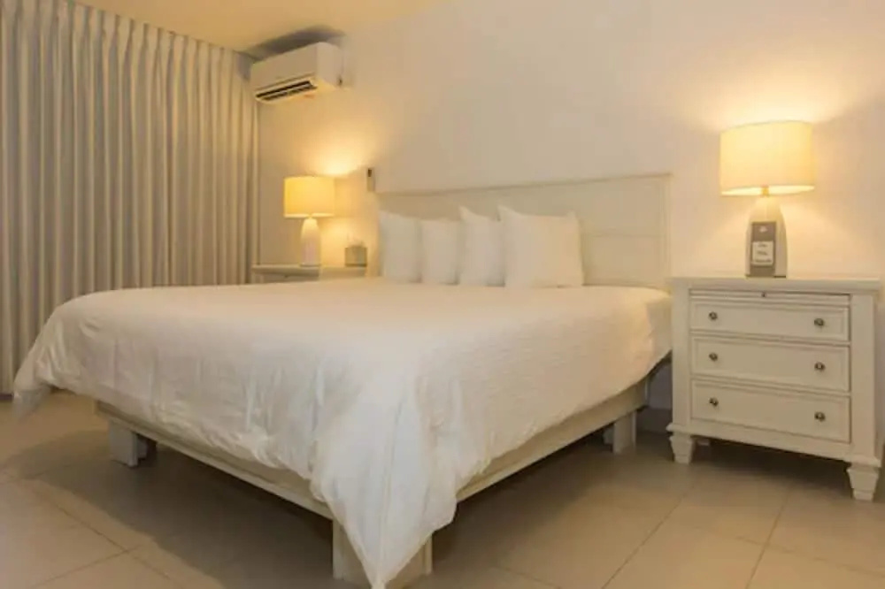 Premiere Hotel