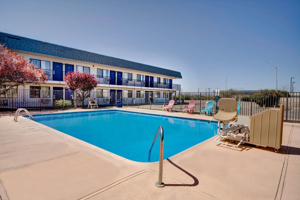 Motel 6-Douglas, AZ