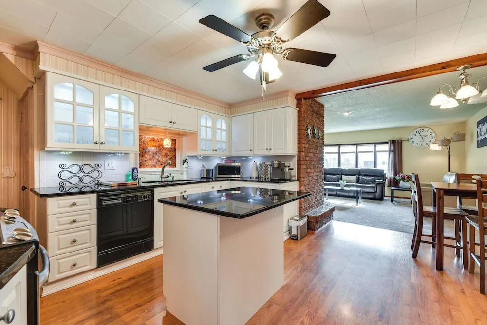 Cozy Lewiston Home < 10 Mi to Niagara Falls!
