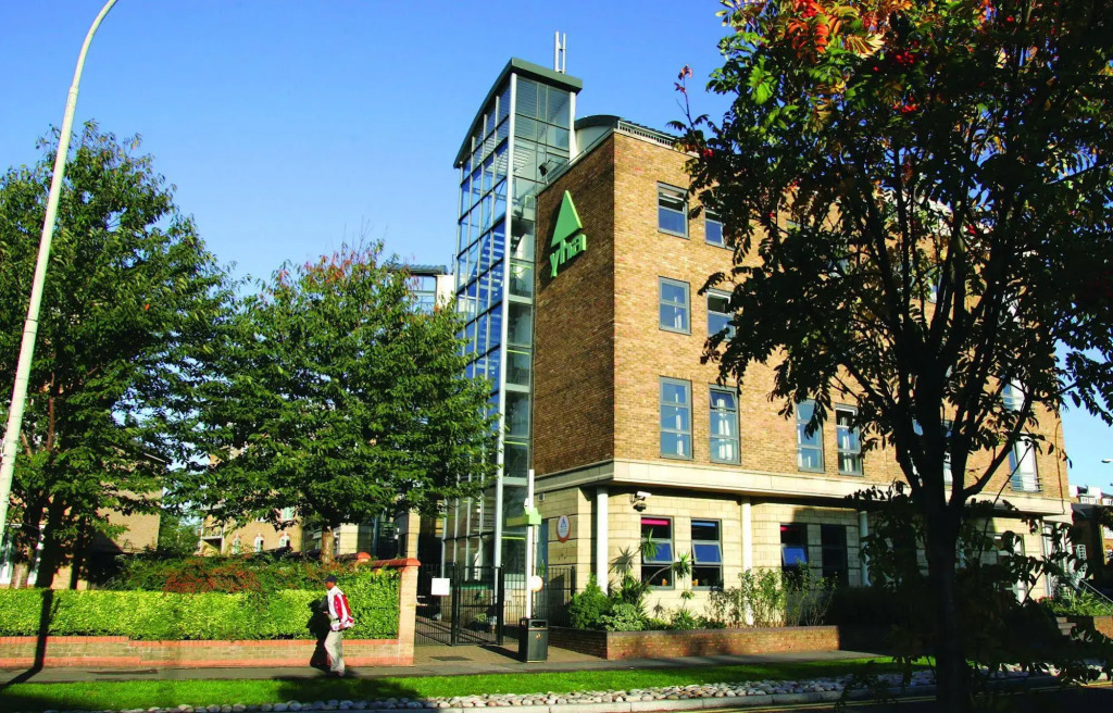 YHA London Thameside