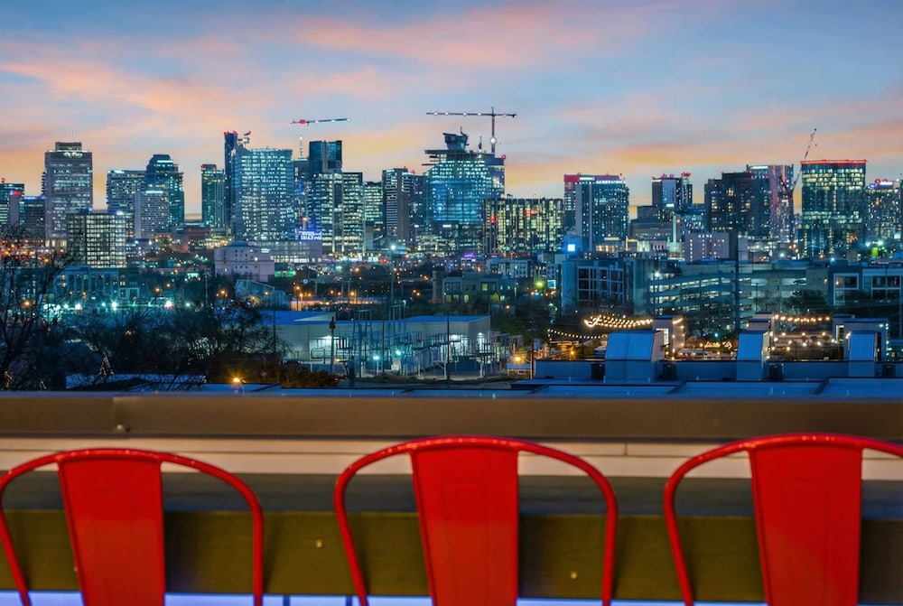 Nashvegas 13 Beds Rooftop Views Mins to Broadway